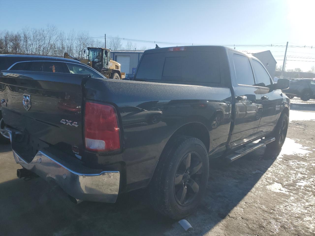 2017 RAM 1500 - Image 3