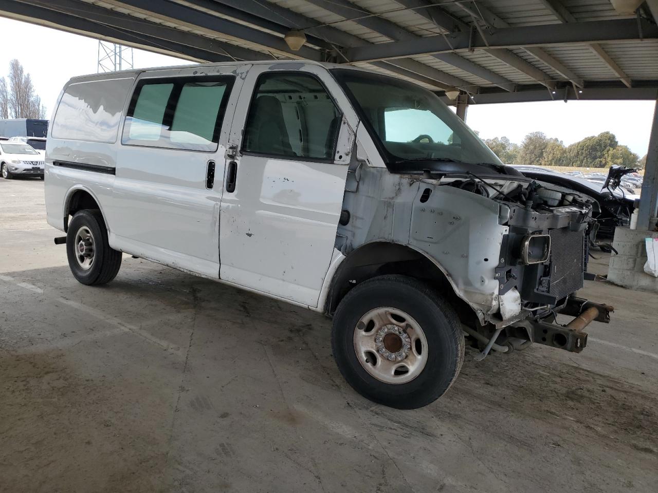2007 GMC Savana - Image 4