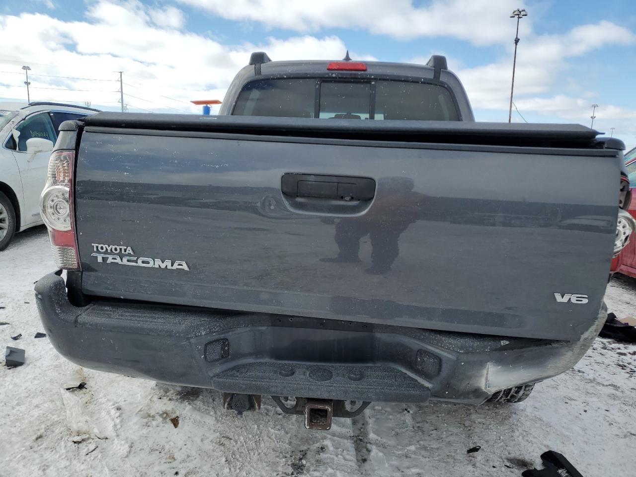 2014 Toyota Tacoma - Image 6
