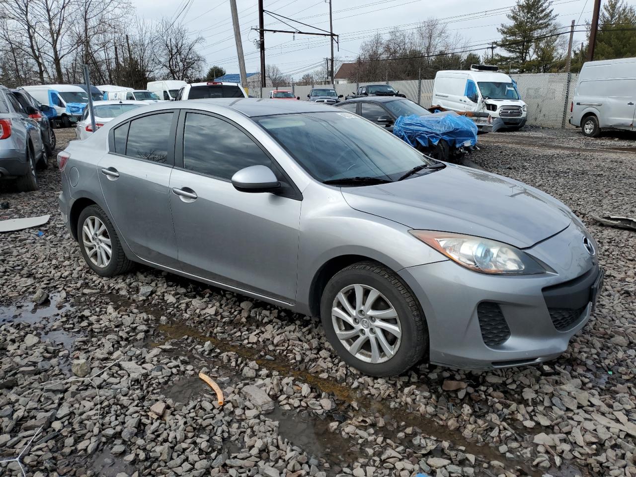 2012 Mazda 3 - Image 4