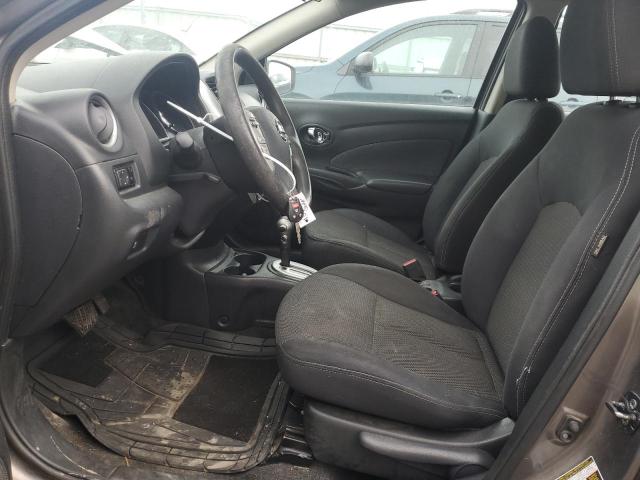  NISSAN VERSA 2015 Сірий