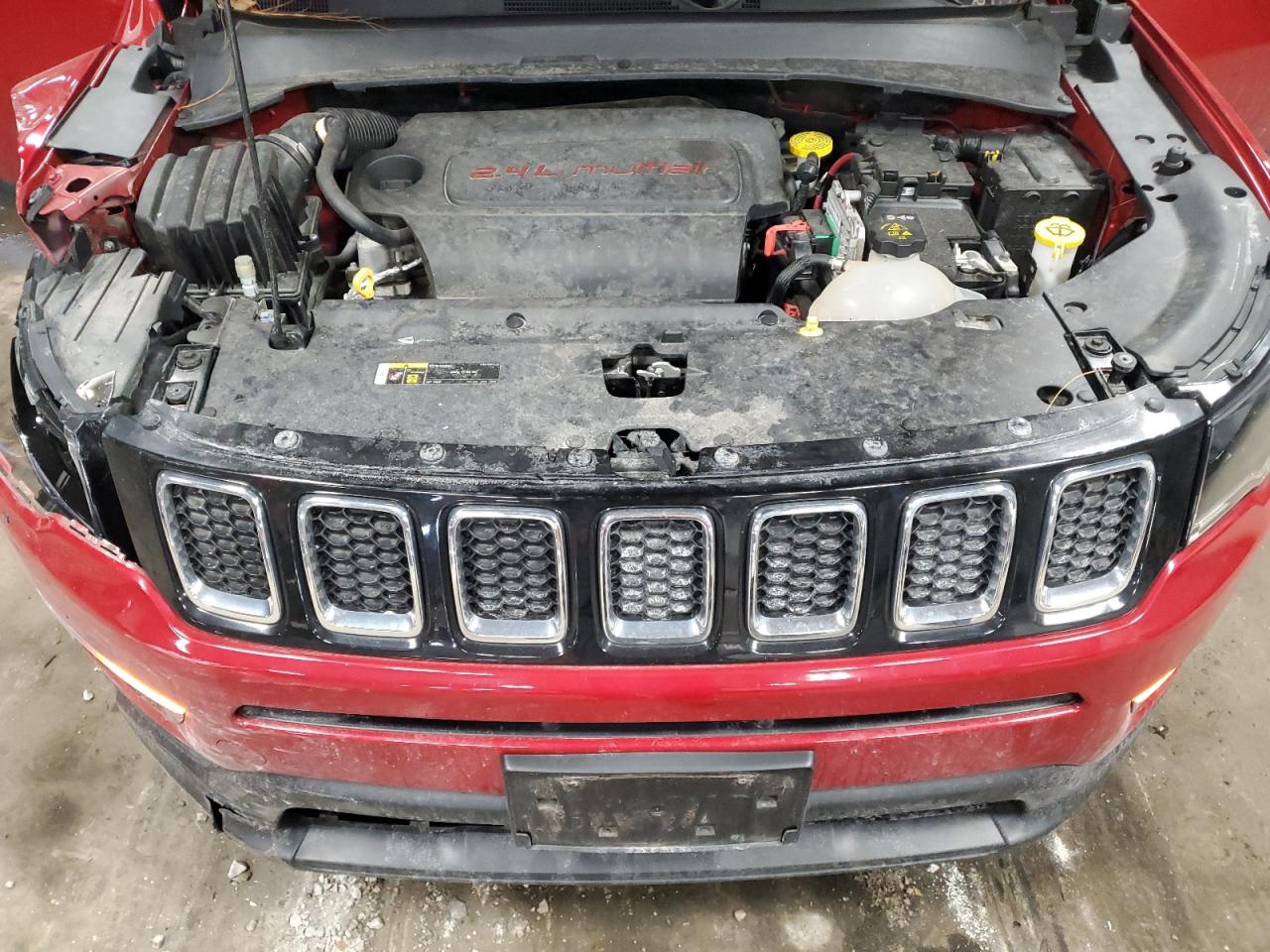 2018 Jeep Compass - Image 13