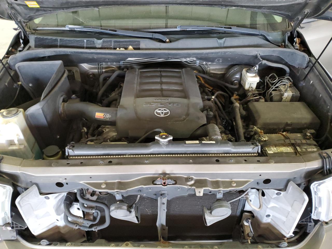 2011 Toyota Tundra - Image 11