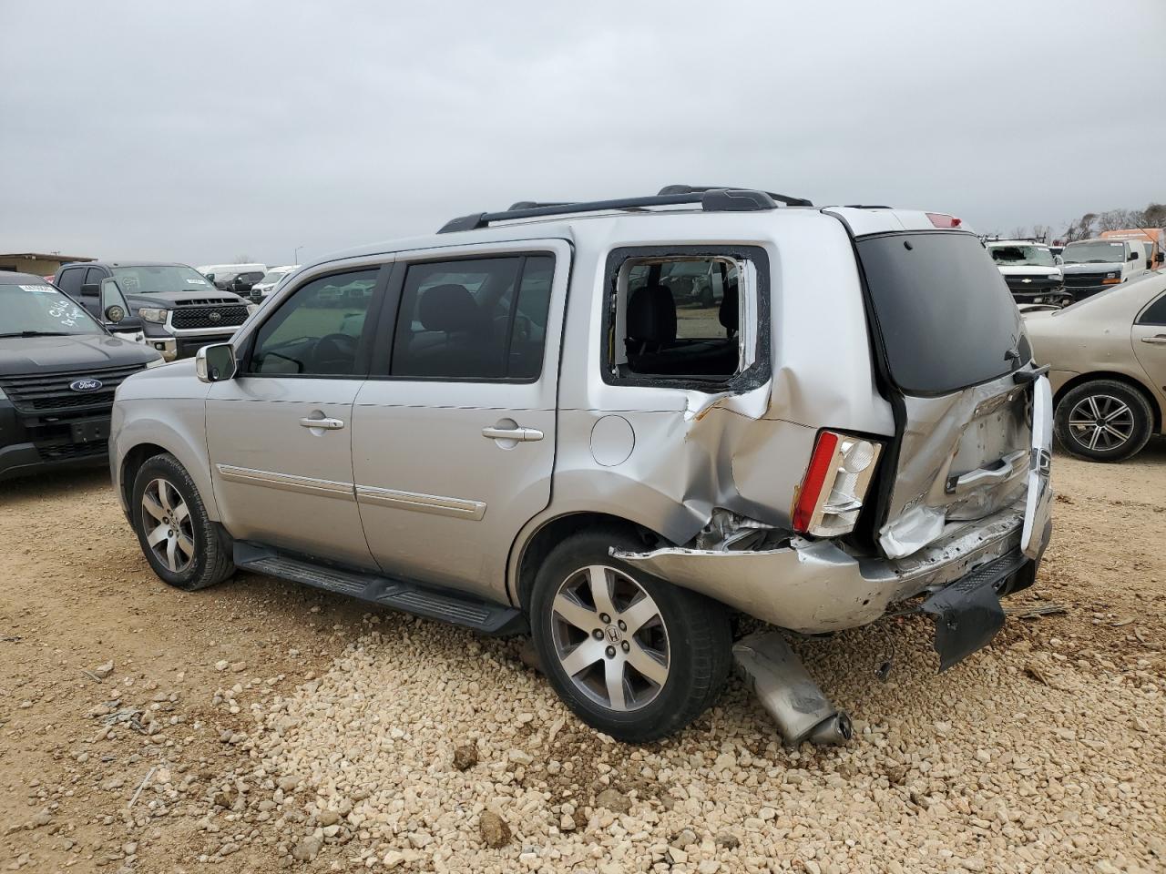 2014 Honda Pilot - Image 2