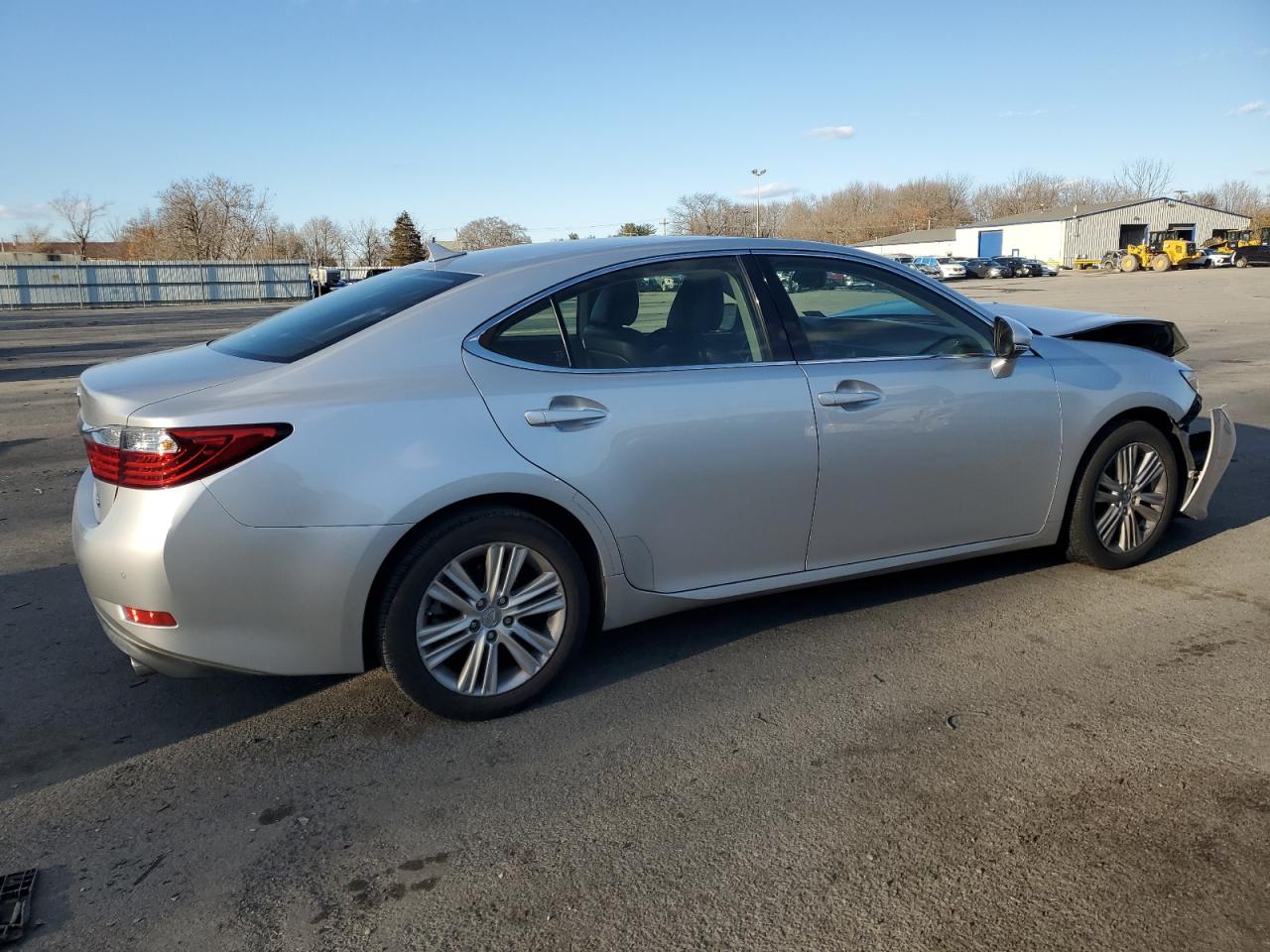 2013 Lexus ES - Image 3