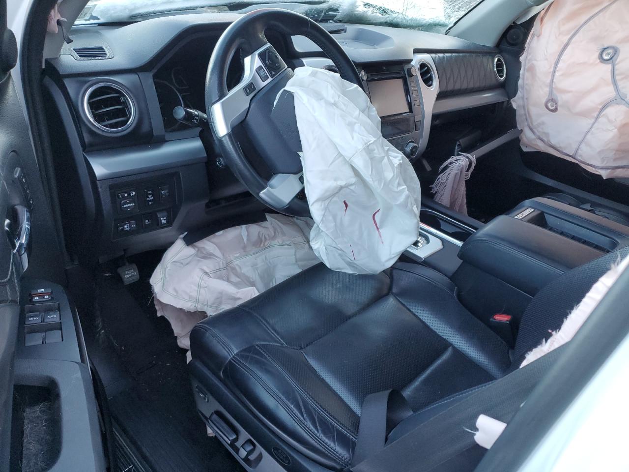 2019 Toyota Tundra - Image 8
