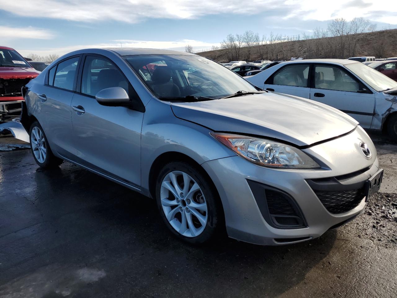 2011 Mazda 3 - Image 4
