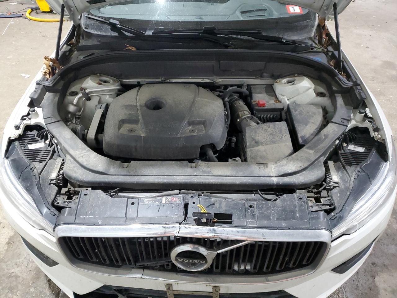 2018 Volvo XC60 - Image 12