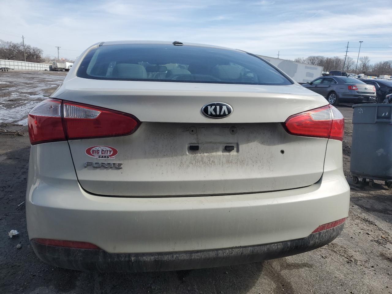2015 Kia Forte - Image 6
