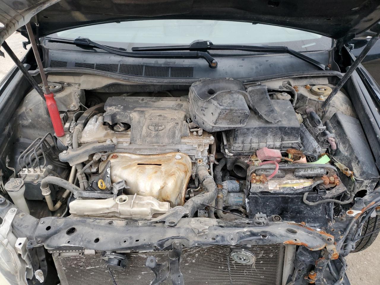2012 Toyota Camry - Image 11