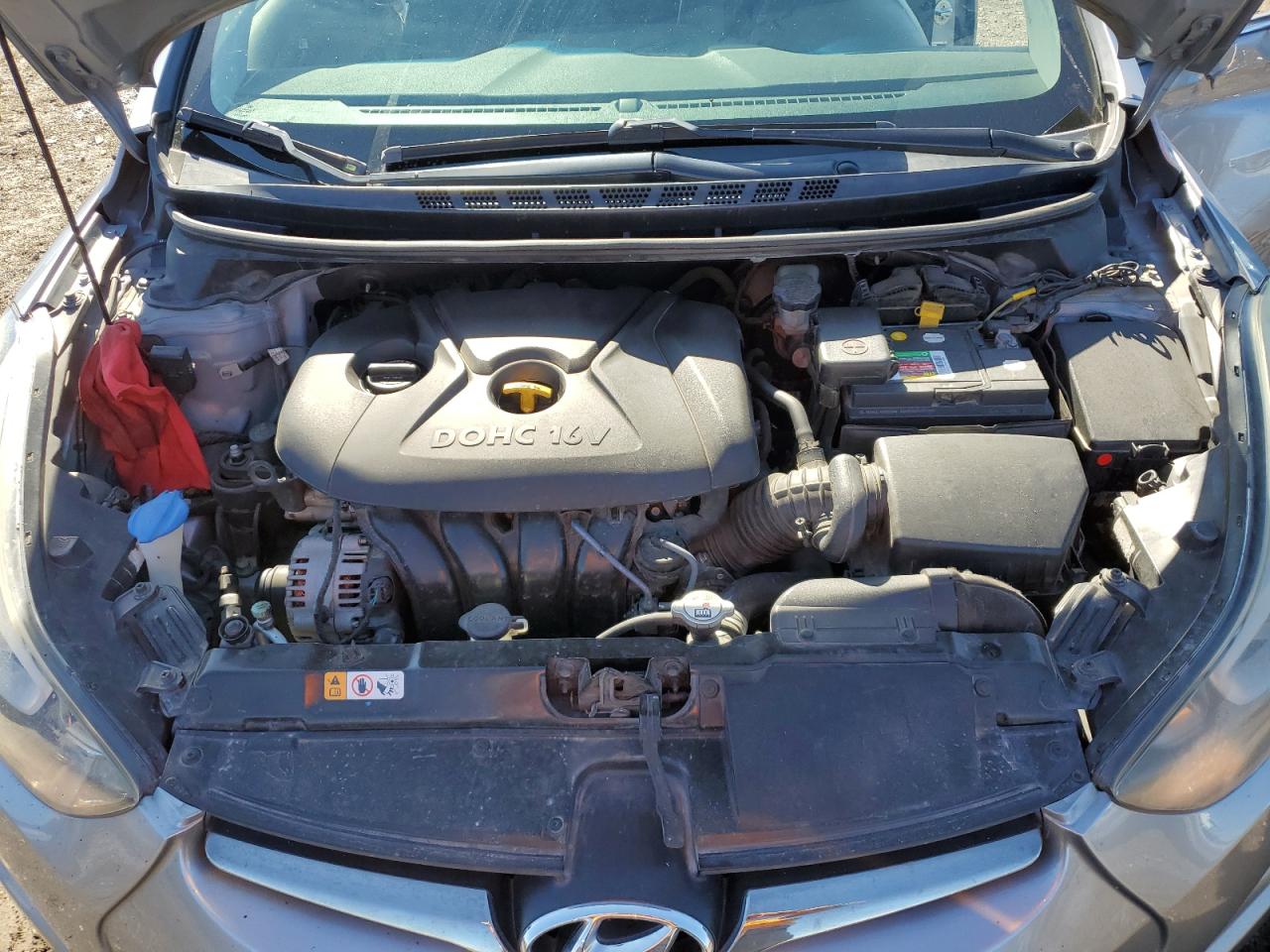 2016 Hyundai Elantra - Image 11
