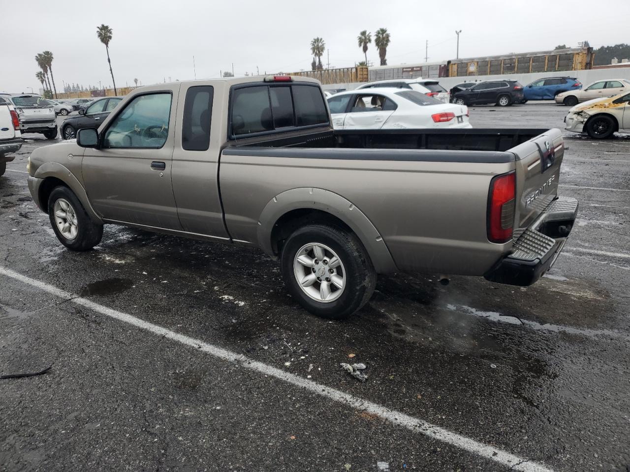 2004 Nissan Navara (Frontier) - Image 2