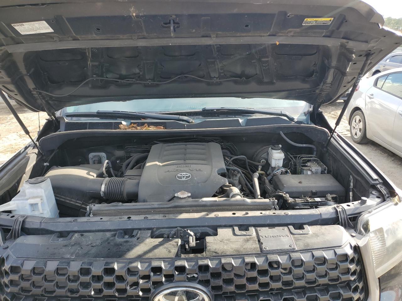 2019 Toyota Tundra - Image 11
