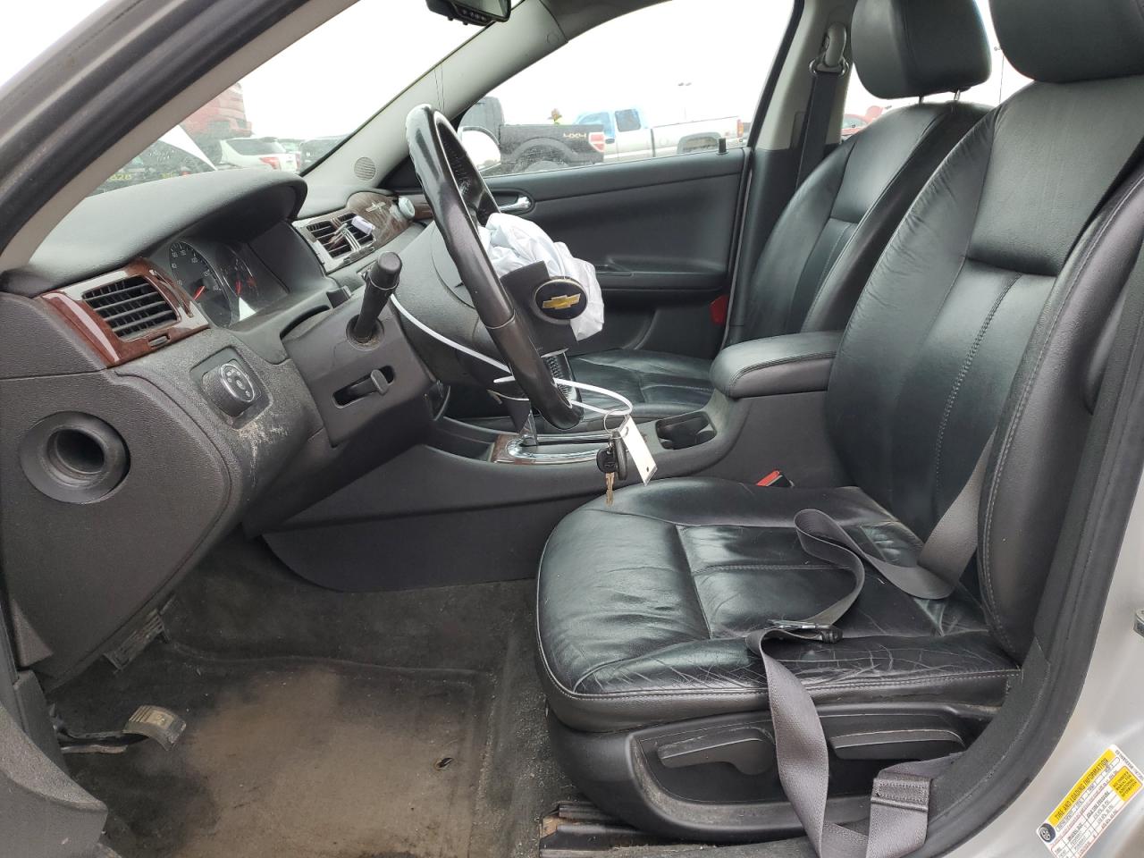 2011 Chevrolet Impala - Image 7
