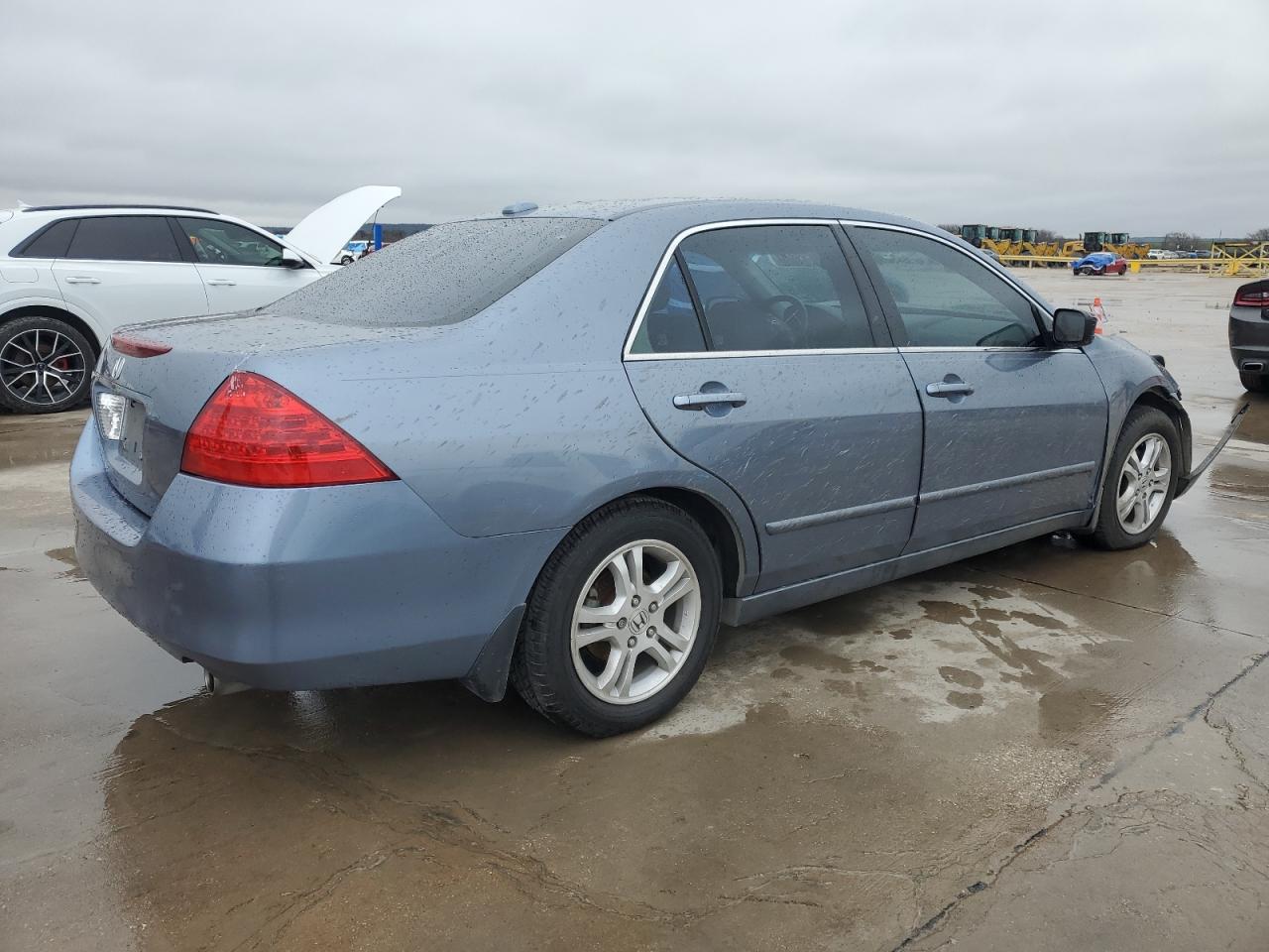 2007 Honda Accord - Image 3