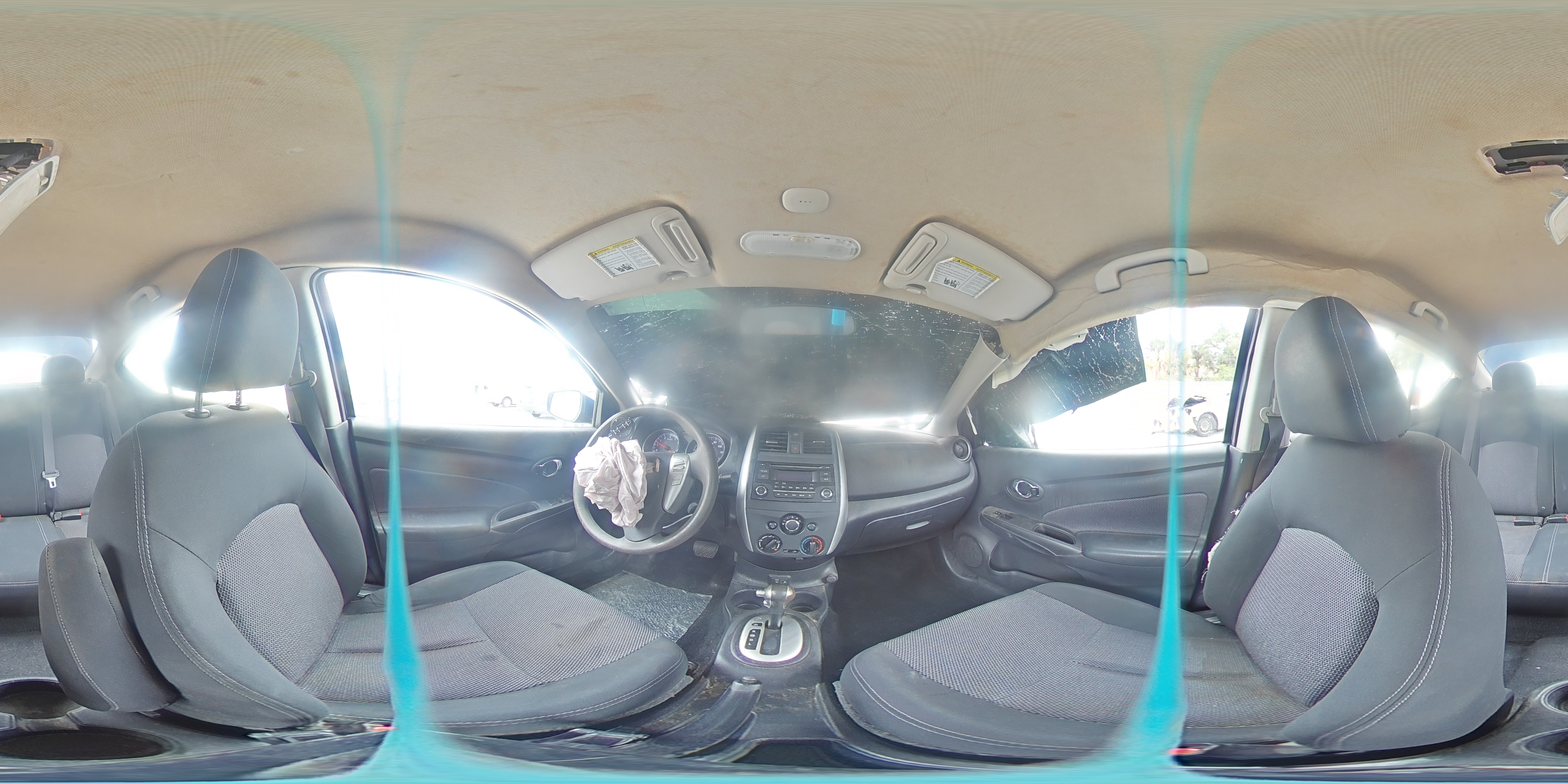 2018 Nissan Versa - Image 12