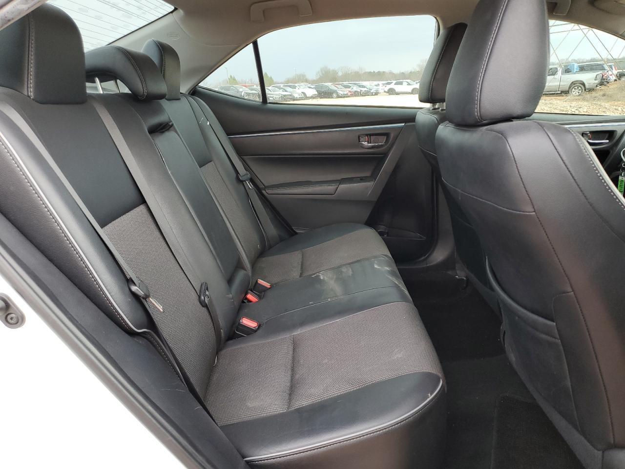 2015 Toyota Corolla - Image 10