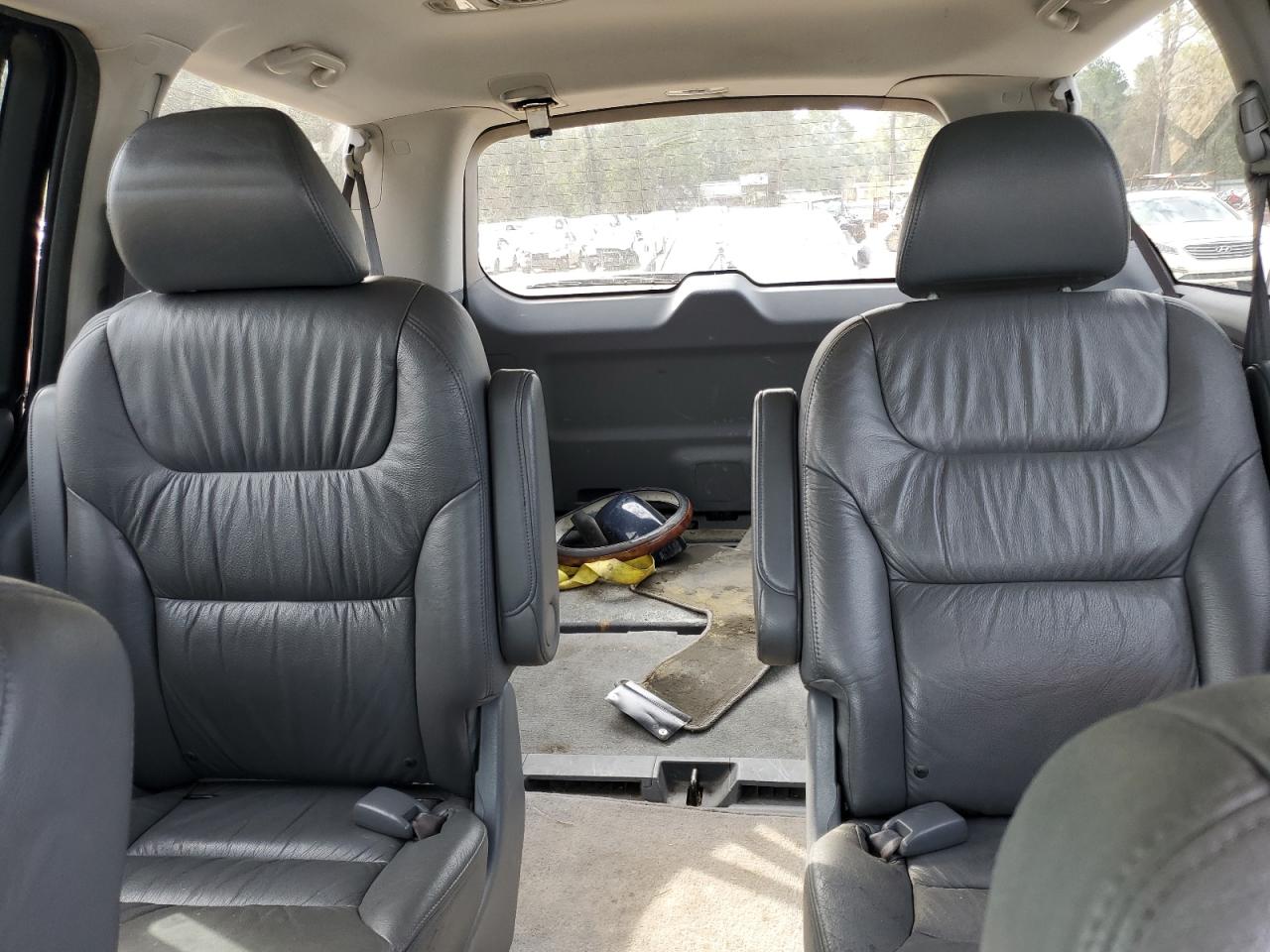 2007 Honda Odyssey - Image 10