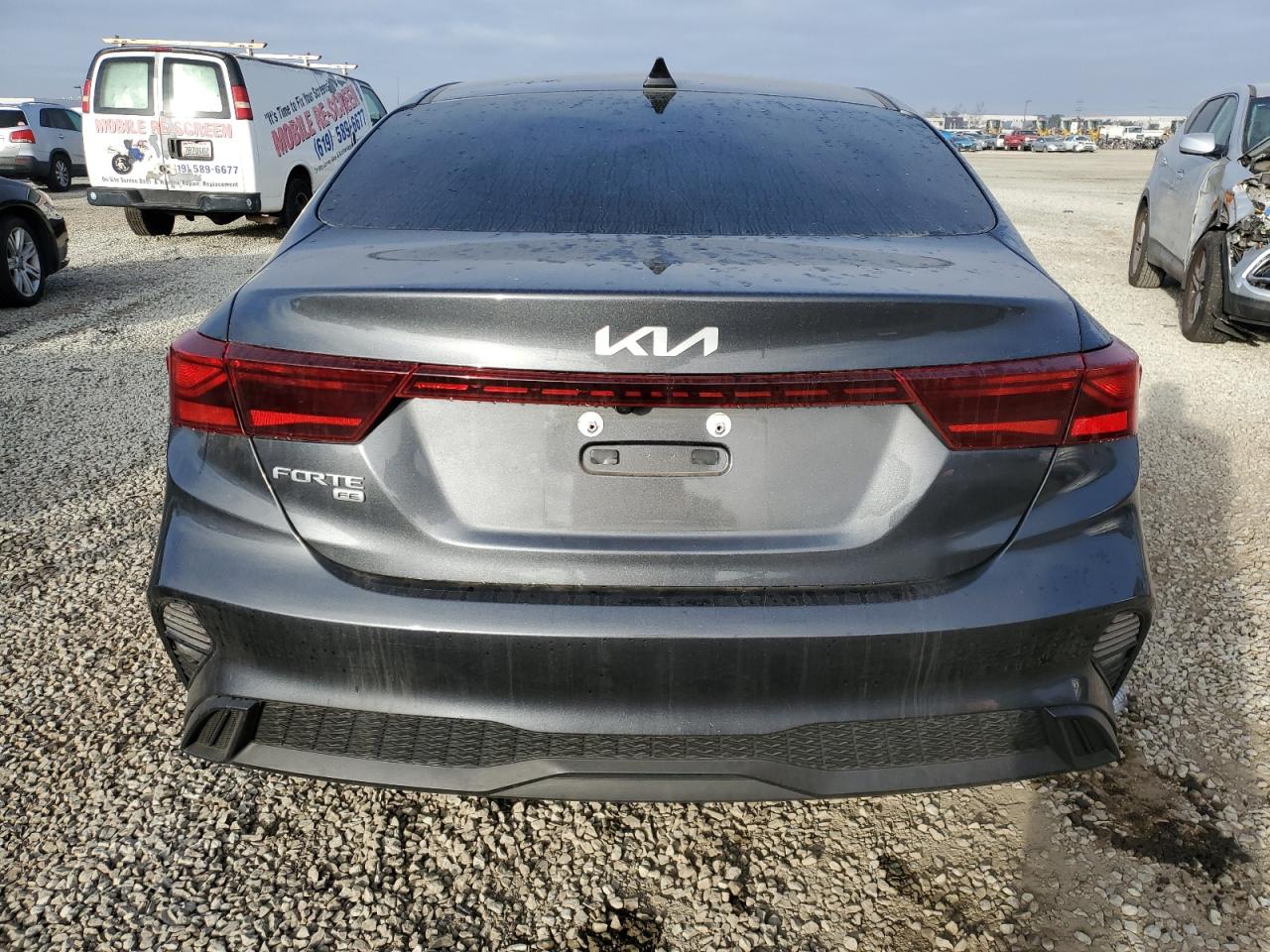 2023 Kia Forte - Image 6