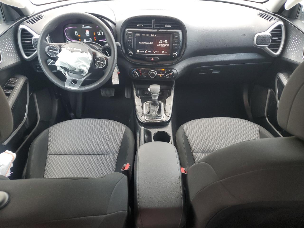 2023 Kia Soul - Image 8