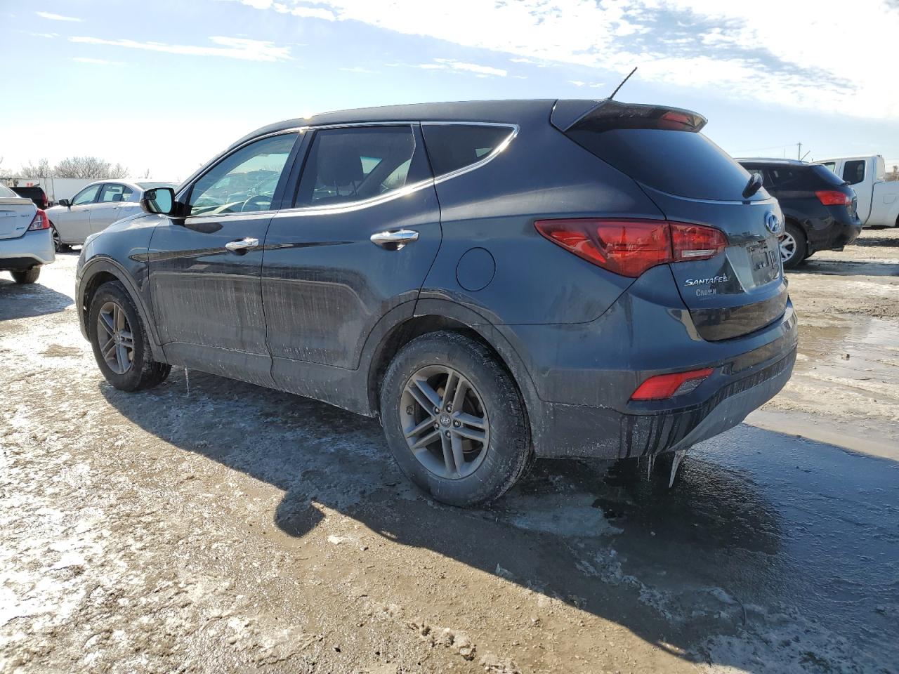 2018 Hyundai Santa Fe - Image 2