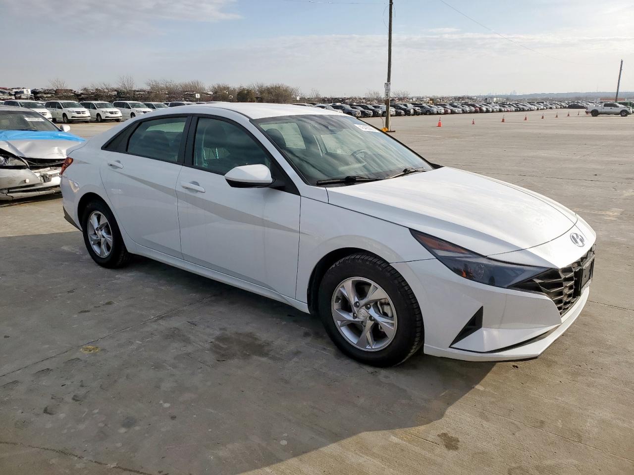 2021 Hyundai Elantra - Image 4