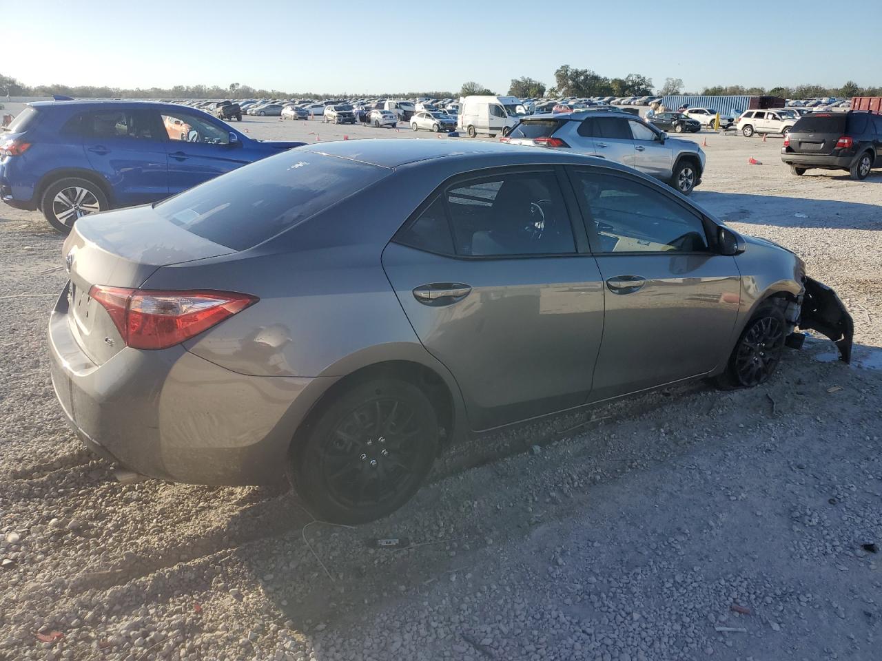 2018 Toyota Corolla - Image 3