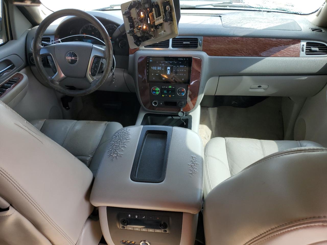 2007 GMC Yukon - Image 8