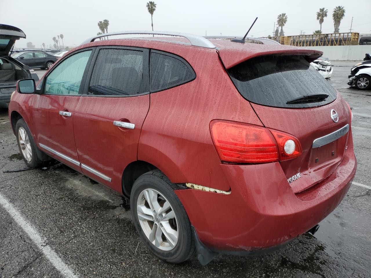 2012 Nissan Rogue - Image 2