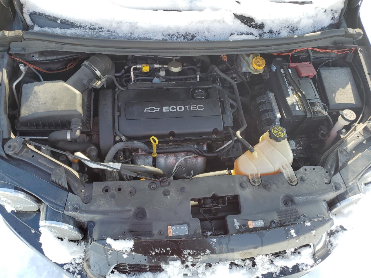 2014 Chevrolet Sonic - Image 11