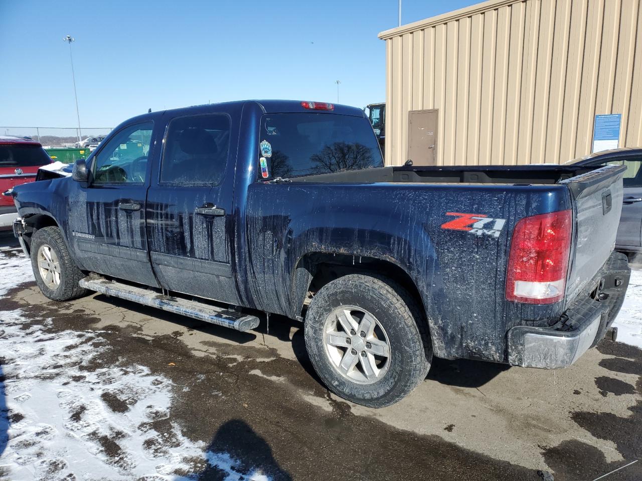 2009 GMC Sierra - Image 2