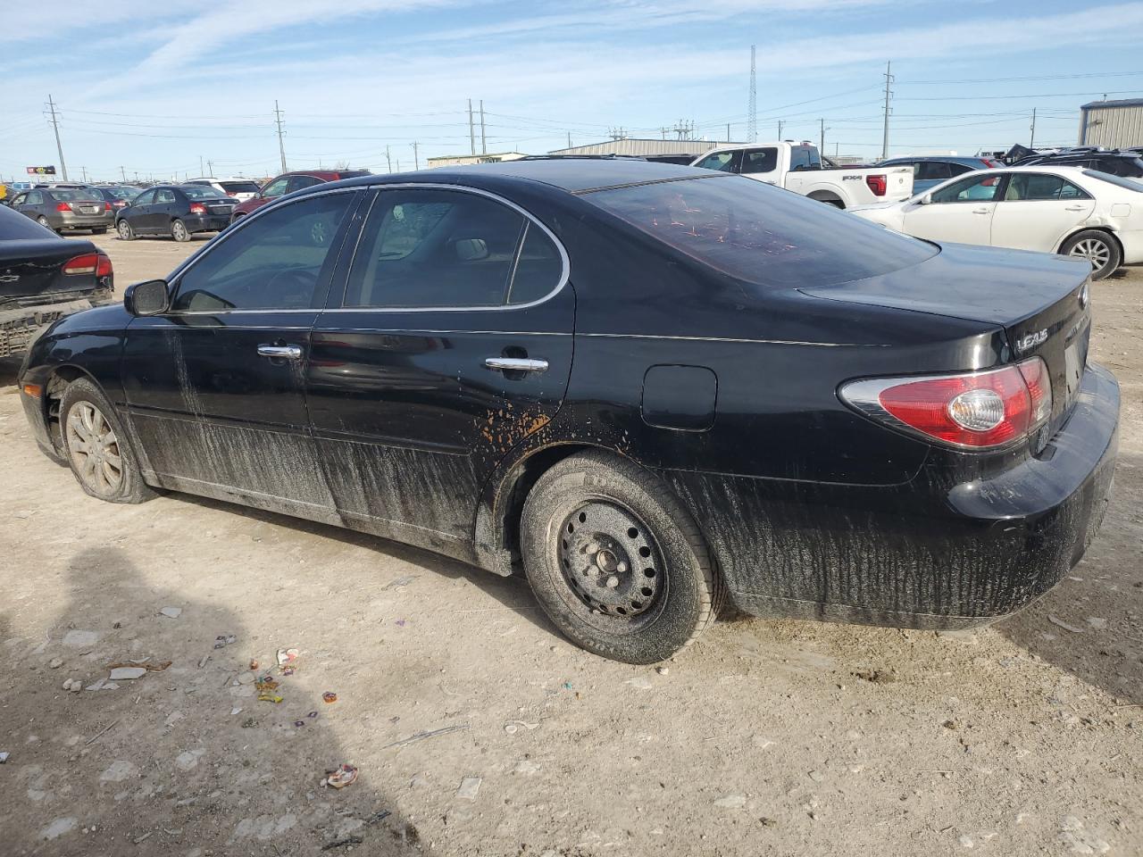 2003 Lexus ES - Image 2
