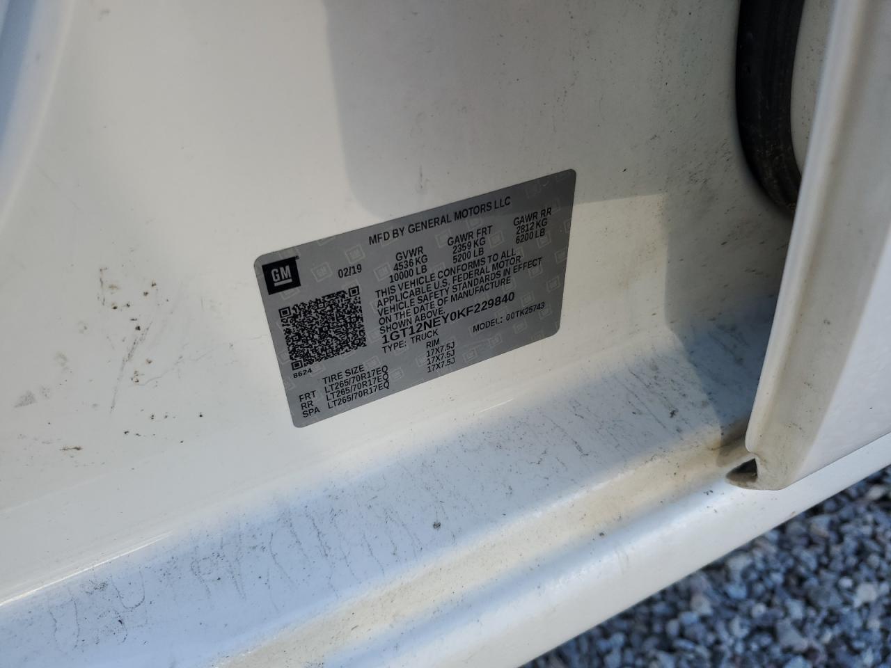 2019 GMC Sierra - Image 12