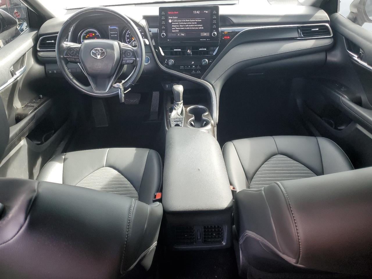 2023 Toyota Camry - Image 8