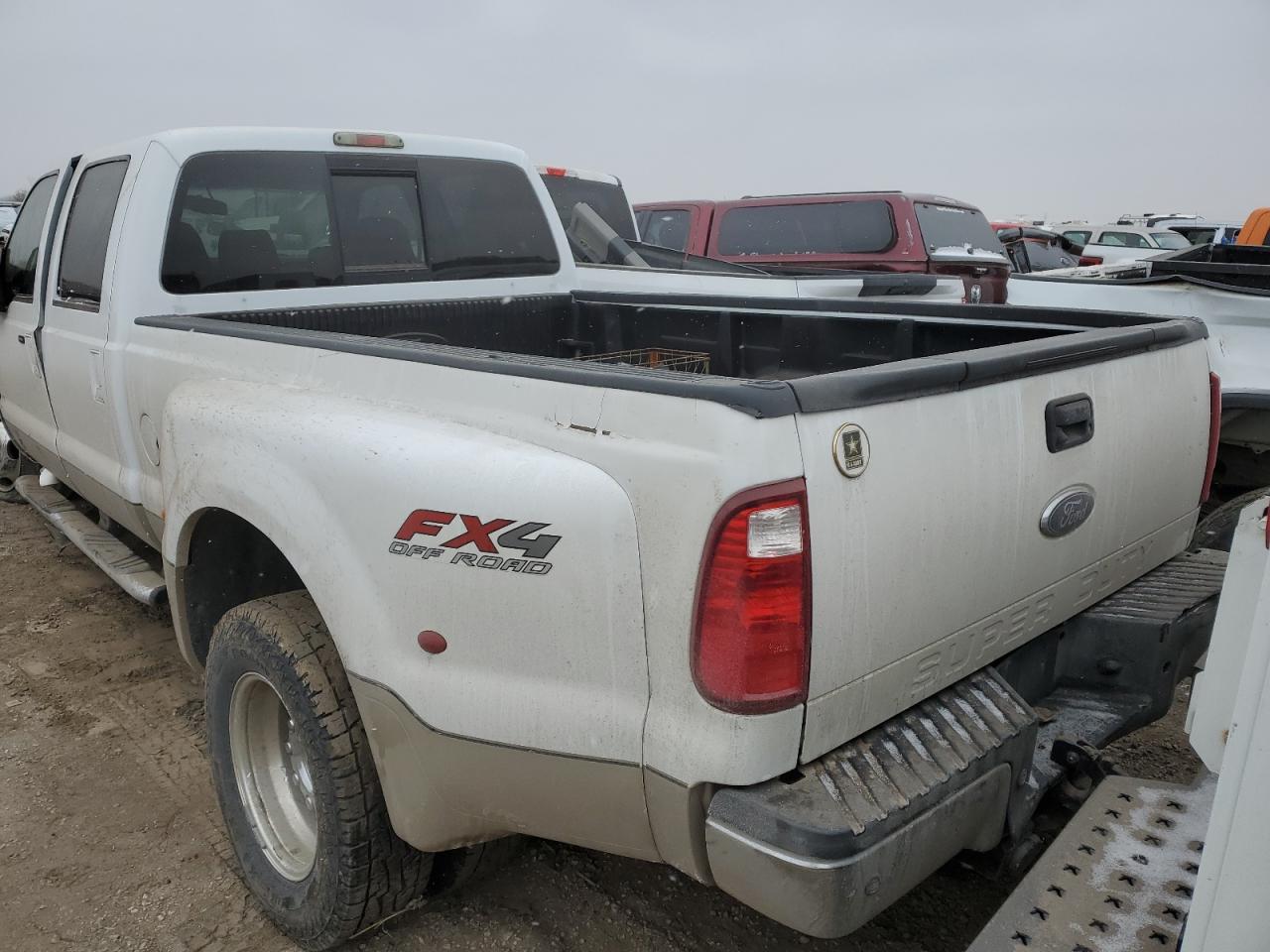 2010 Ford F350 - Image 6