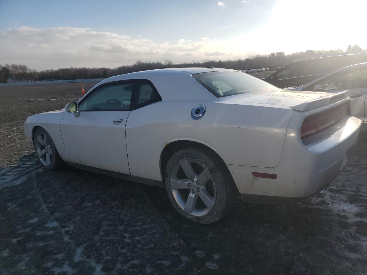 2011 Dodge Challenger - Image 2