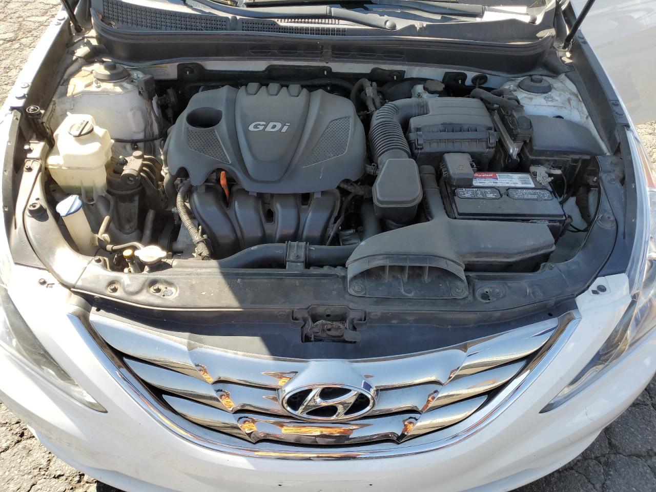 2013 Hyundai Sonata - Image 11