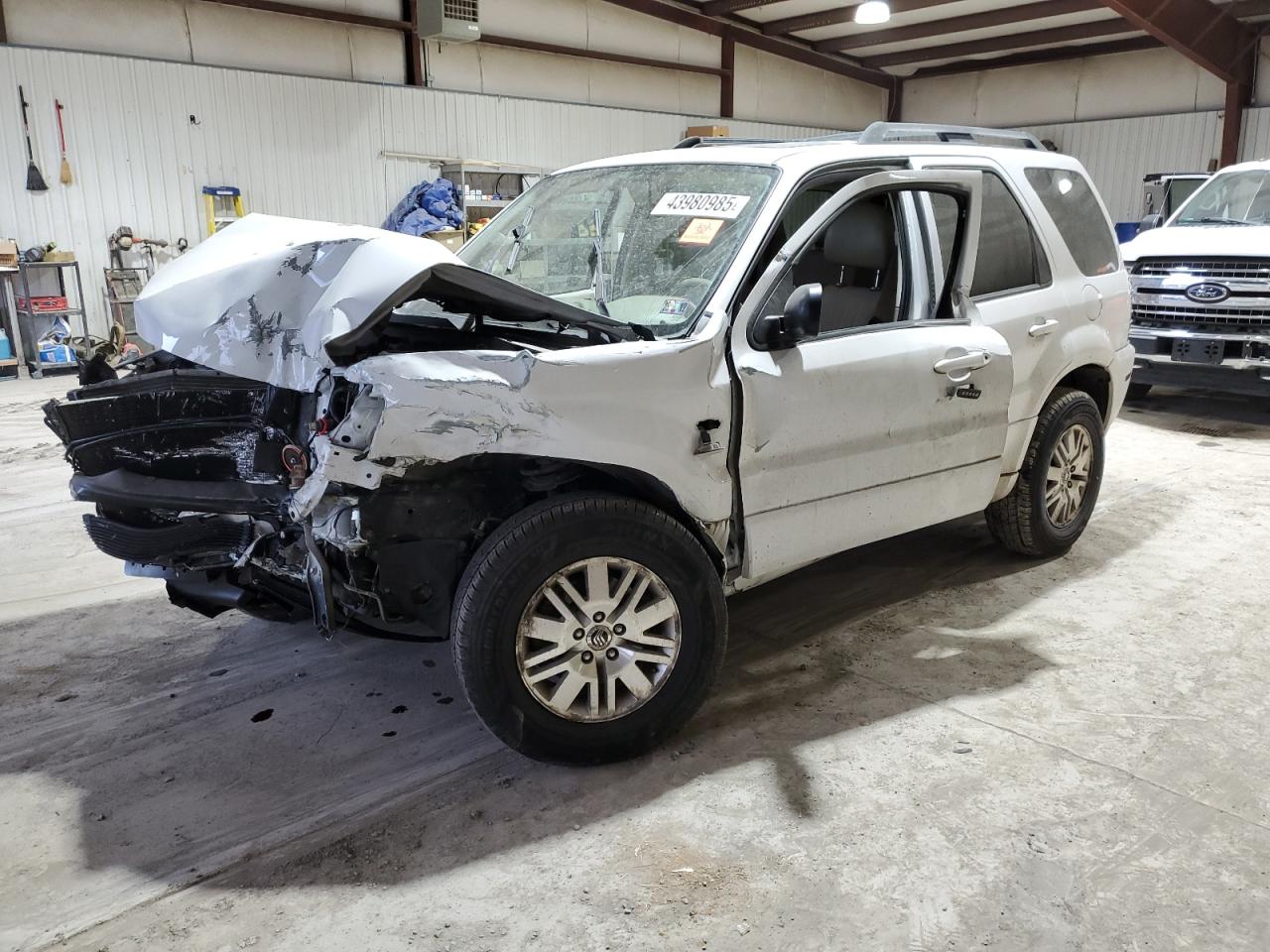 2005 Mercury Mariner - Image 1