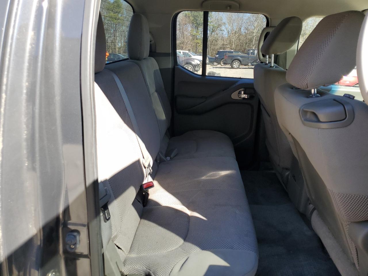2012 Nissan Navara (Frontier) - Image 10