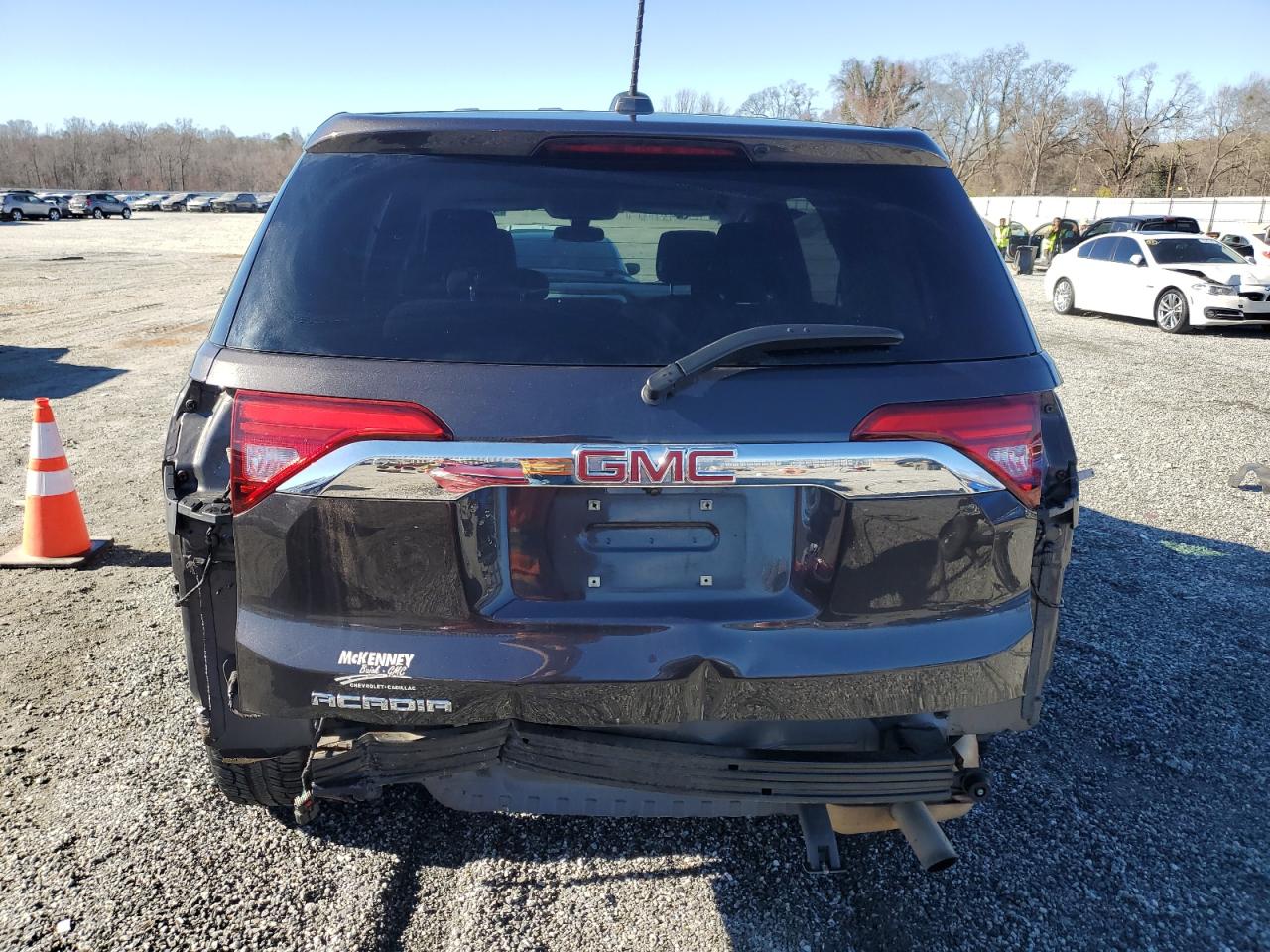 2019 GMC Acadia - Image 6