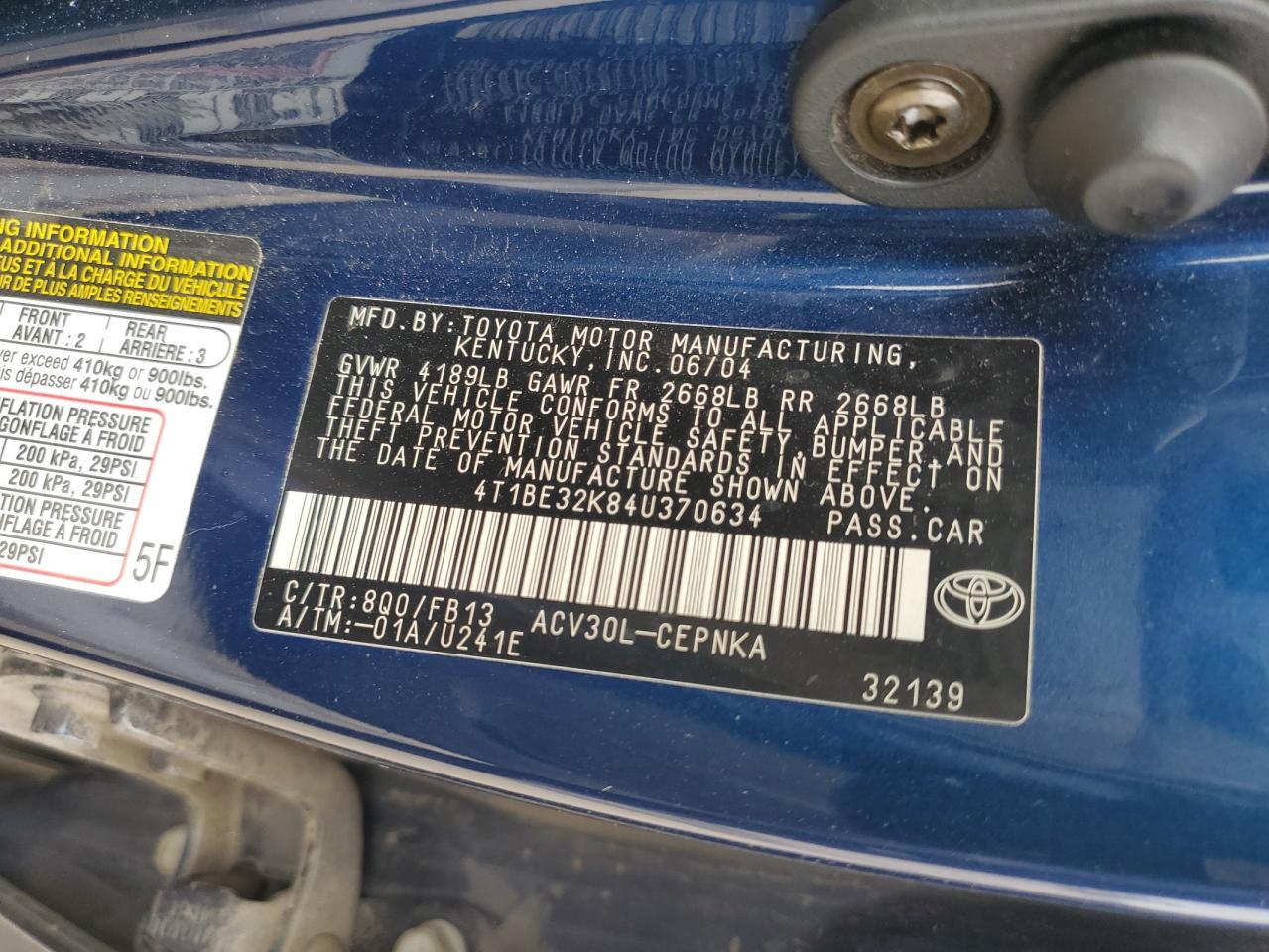 2004 Toyota Camry - Image 14