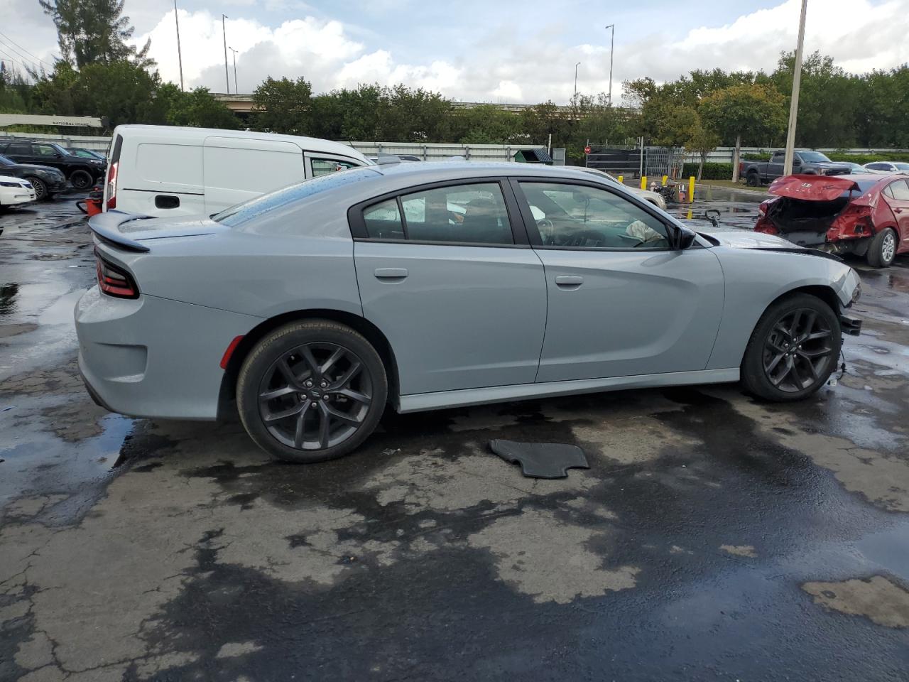 2021 Dodge Charger - Image 3