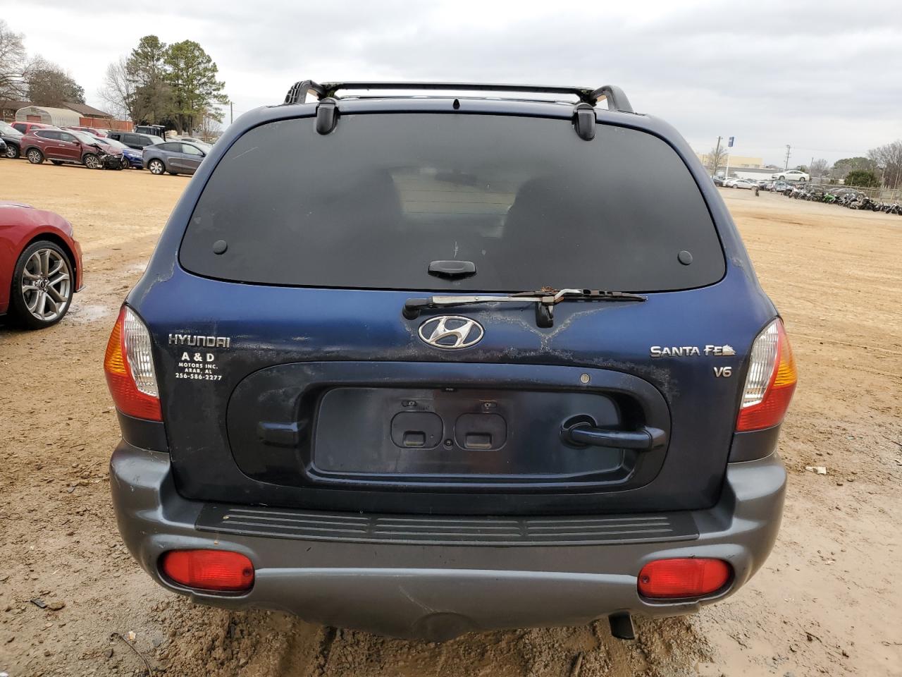 2004 Hyundai Santa Fe - Image 6
