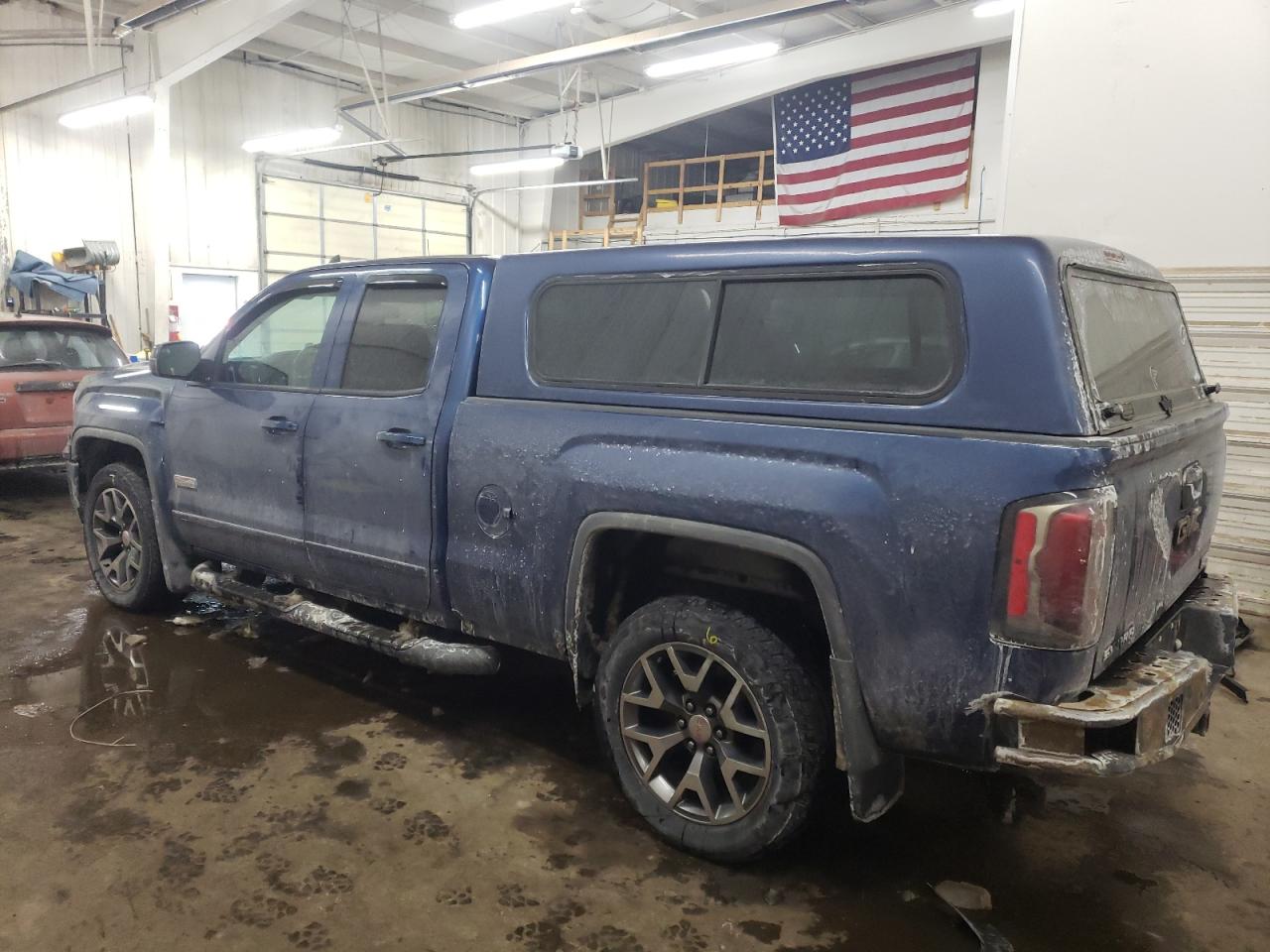 2017 GMC Sierra - Image 2