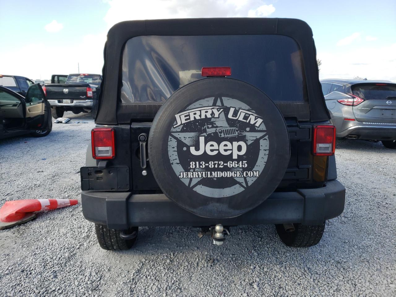 2016 Jeep Wrangler - Image 6
