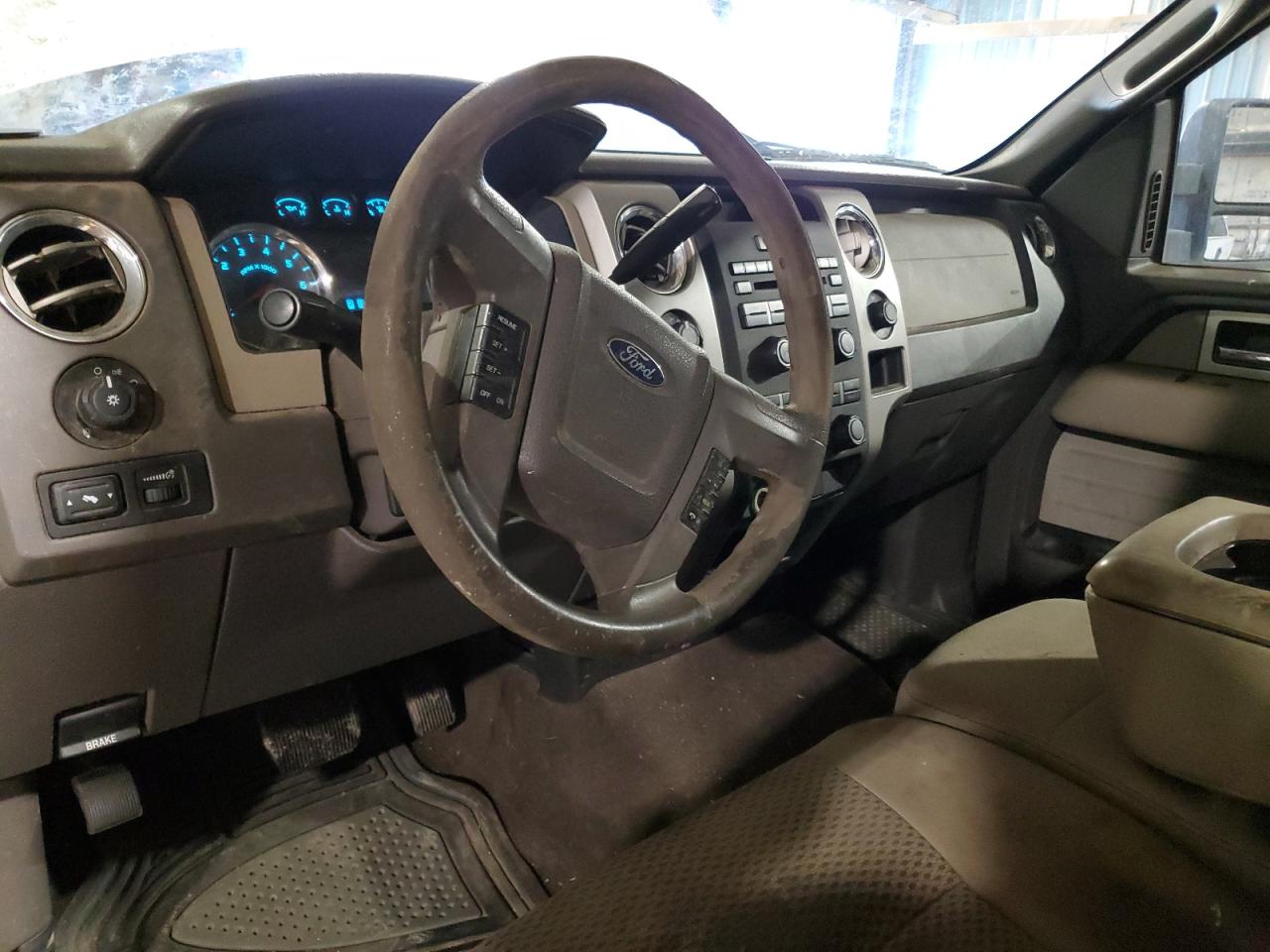 2010 Ford F-150 - Image 8