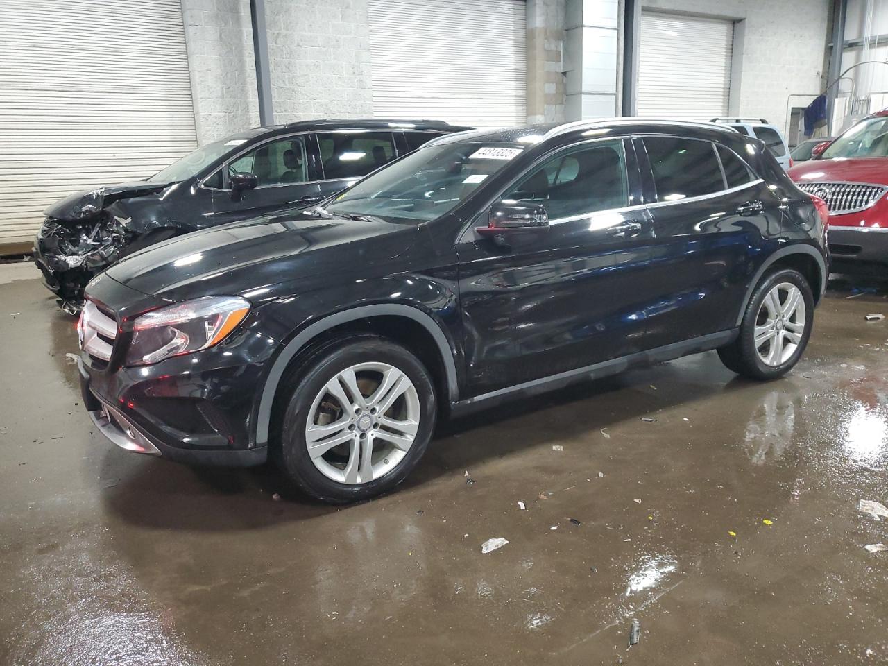 2017 Mercedes-Benz Gla 250 4Matic for Sale in Ham Lake, MN - Side