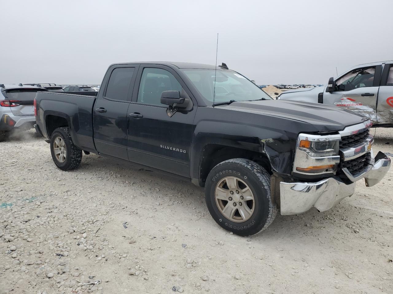 2016 Chevrolet Silverado - Image 4
