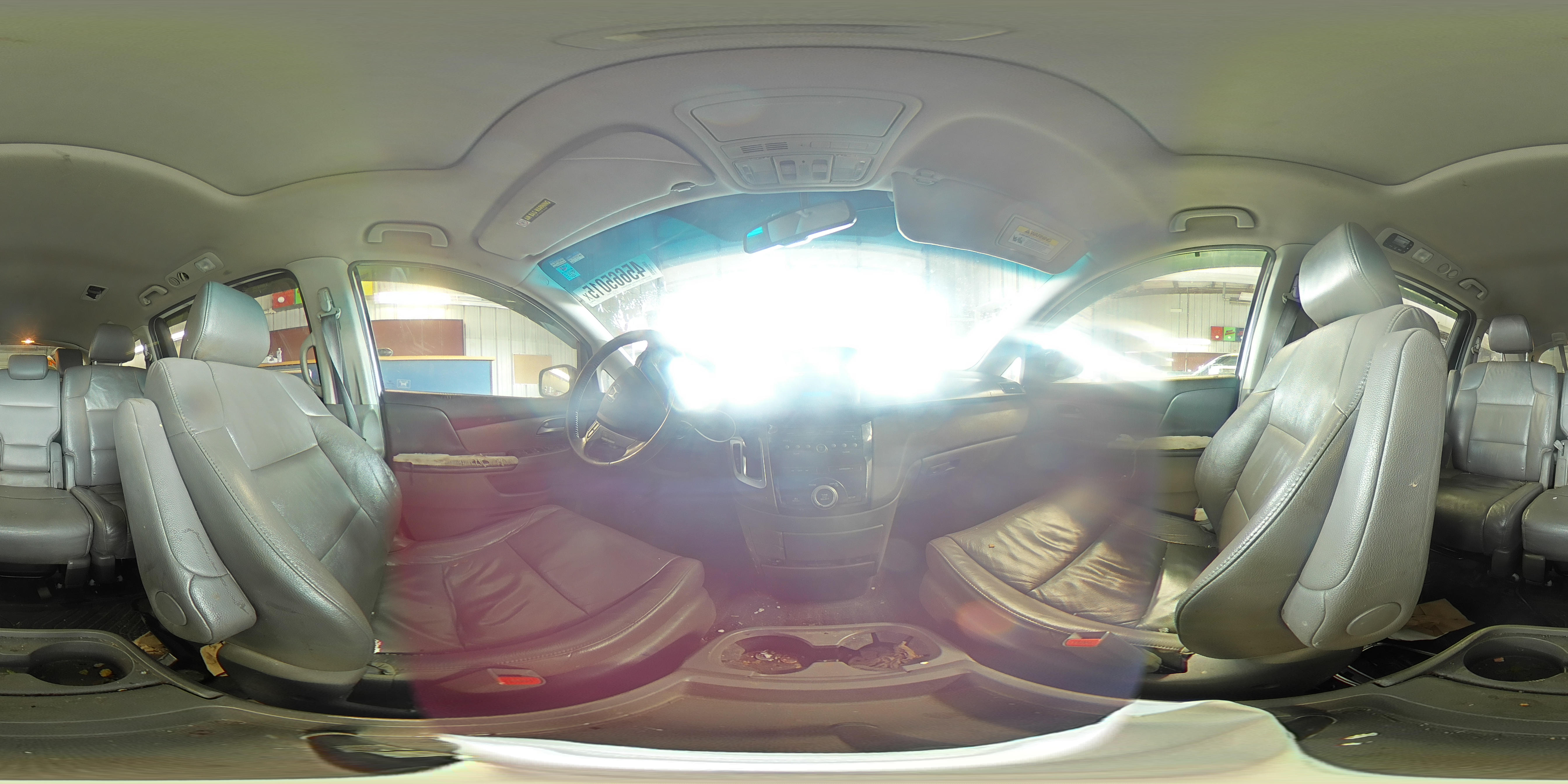 2011 Honda Odyssey - Image 13