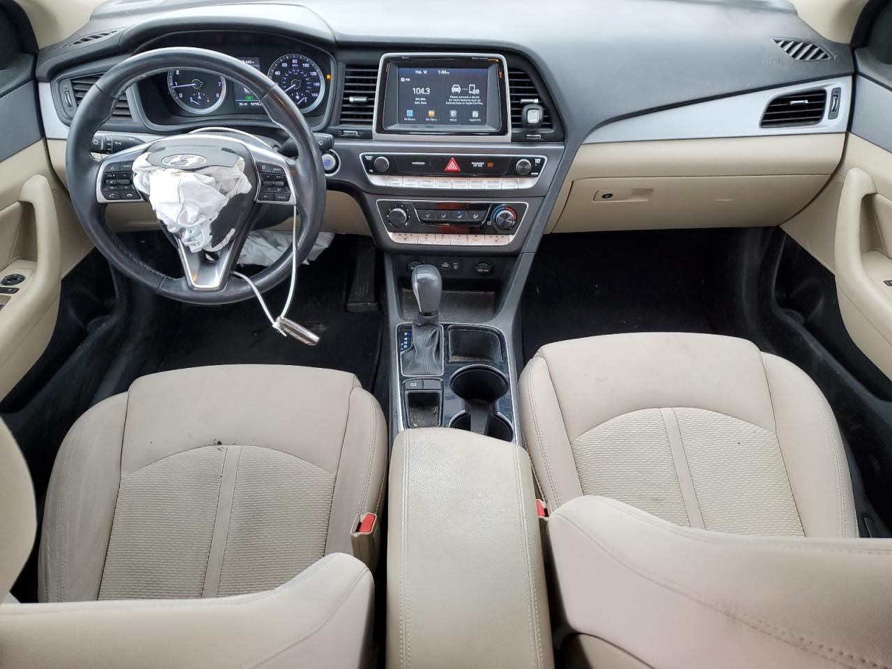 2018 Hyundai Sonata - Image 8
